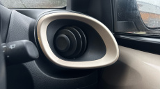 Toyota Aygo X 1.0 VVT-i Edge 5dr Petrol Hatchback